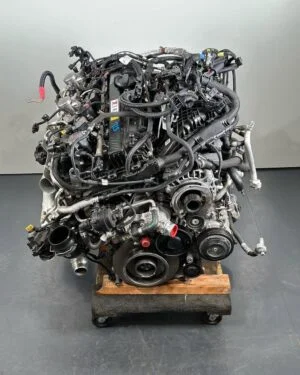 BMW N54 twin-turbo petrol engine detail